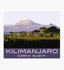 Kilimanjaro-Andenken-Entwurf, in der Weinlese-Reise-Plakat-Art Fotodruck