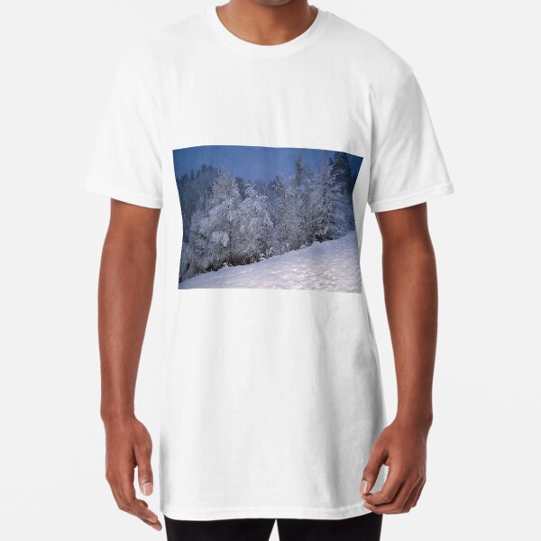 Norwegian winter beauty Long T-Shirt