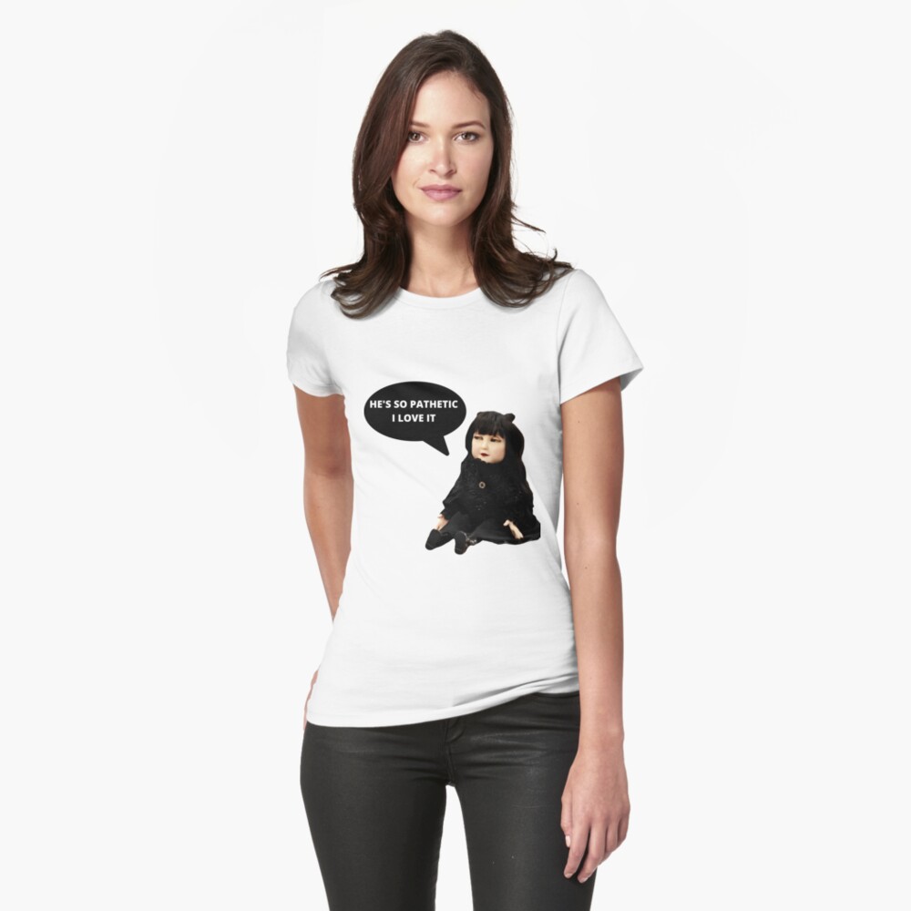 Aperçu de l'œuvre T-shirt moulant créée et vendue par RoyalNadja.