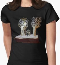 Tumnus and Lucy Narnia book sculpture Women's Fitted T-Shirt