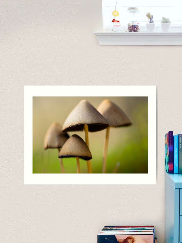Imagen 2 de 3, Lámina artística con la obra La familia, diseñada y vendida por ILODESIGNS.