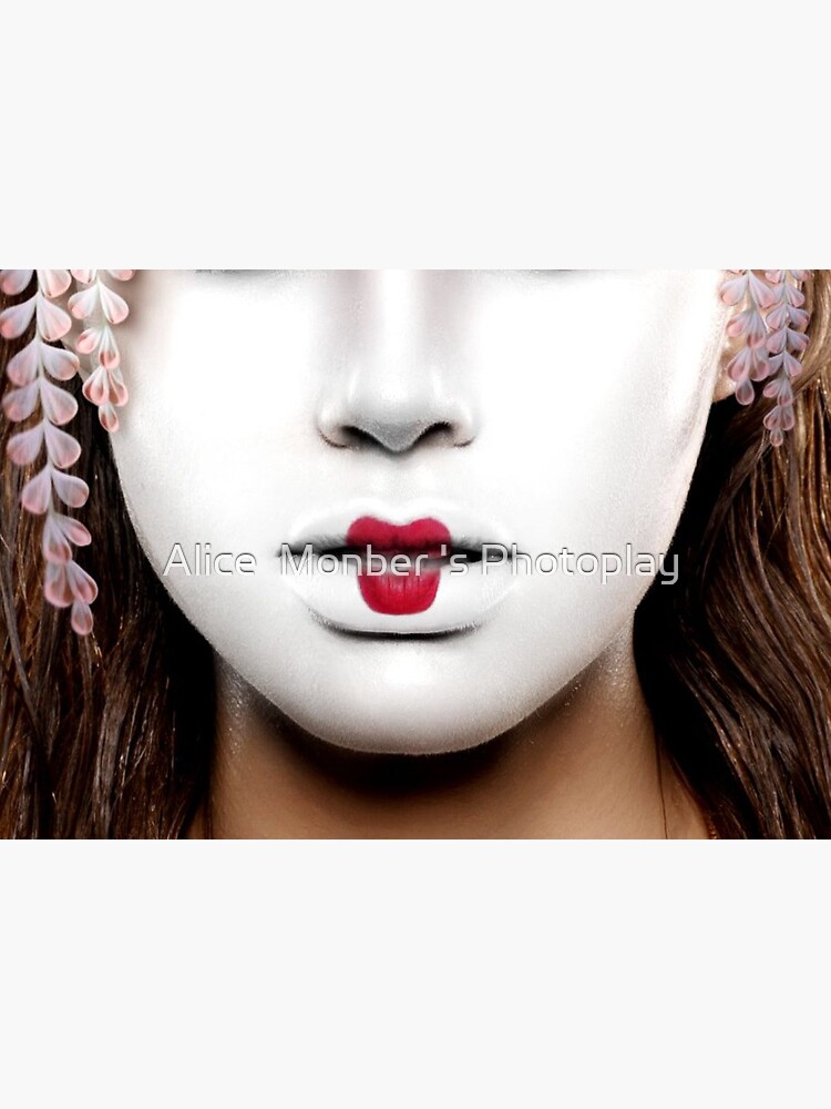 Geisha face mask by alicemonbercomp