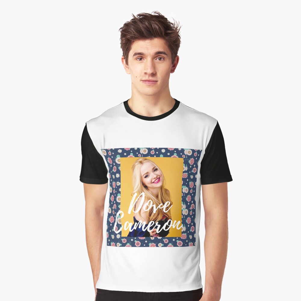 Vista previa del artículo con la obra «Camiseta gráfica», diseñado y vendido por Ghuncha101.