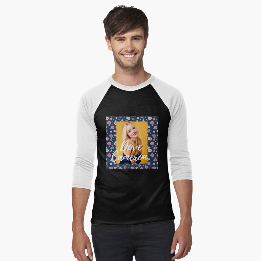 Vista previa del artículo con la obra «Camiseta ¾ estilo béisbol», diseñado y vendido por Ghuncha101.