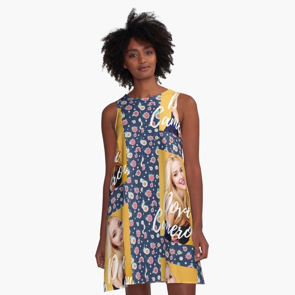 Vista previa del artículo con la obra «Vestido acampanado», diseñado y vendido por Ghuncha101.