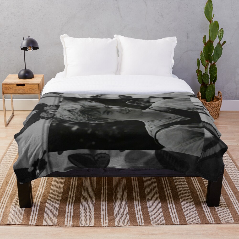 " the maze runner newt blanket " Throw Blanket by clio28 Redbubble