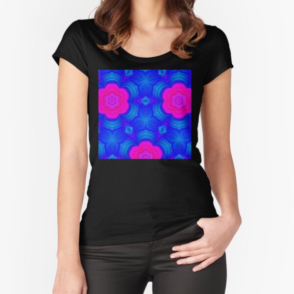 Fitted Scoop T-Shirt