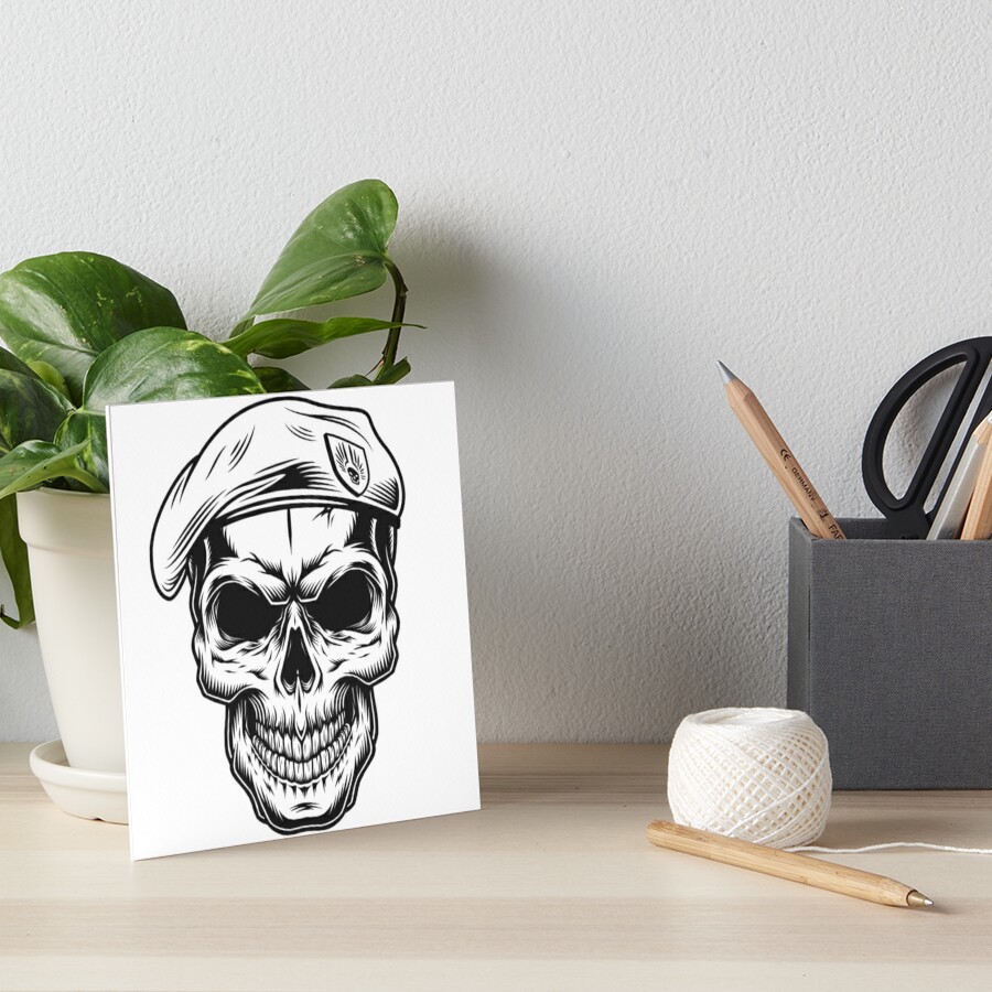 Skull beret