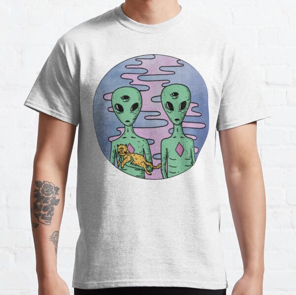 alien petting cat shirt