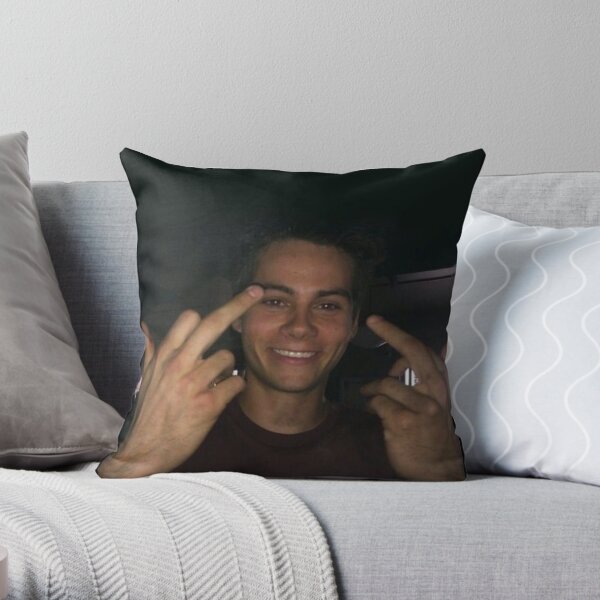 Dylan O’brien Mittelfinger Dekokissen