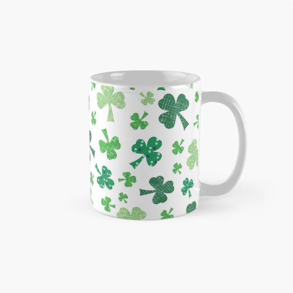 Artikelvorschau, St. Patricks Day Shamrock Tumble auf Weiß entworfen und verkauft von Meg M Studio.