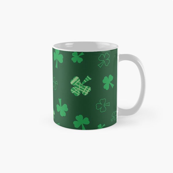Artikelvorschau, St. Patricks Day Shamrock Tumble grün entworfen und verkauft von Meg M Studio.