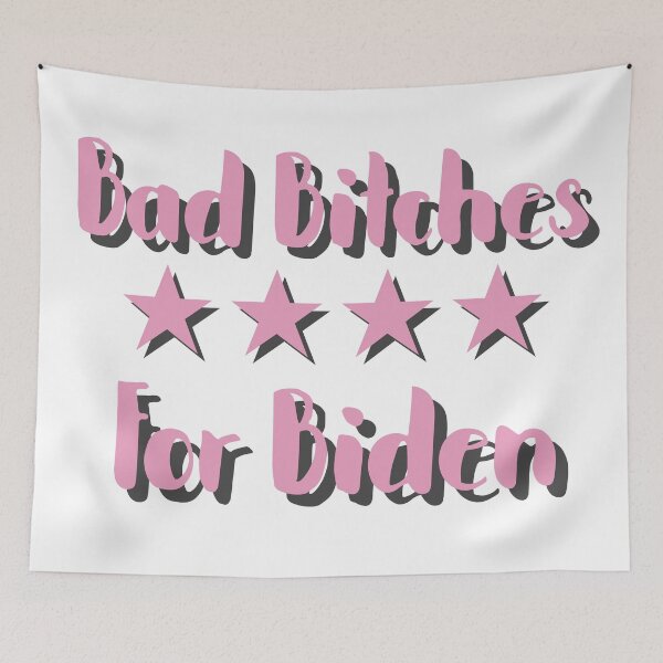 Aperçu de l'œuvre Bad b * tches pour biden en rose créée et vendue par Aileenl07.