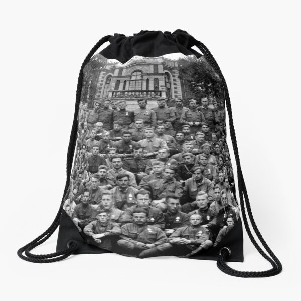 WWII soldiers Drawstring Bag