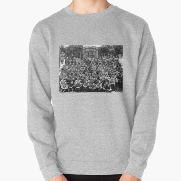 WWII soldiers Pullover Sweatshirt