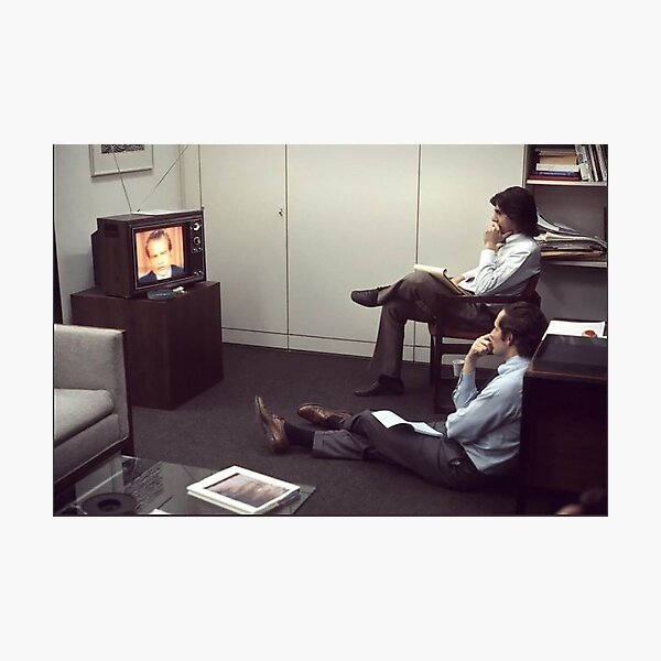Bob Woodward and Carl Bernstein watching Nixon resign Photographic Print