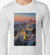 Oia colorfull night Santorini Long Sleeve T-Shirt