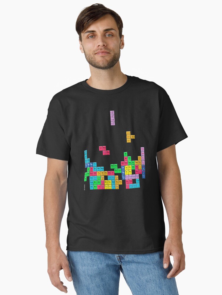 Imagen 1 de 7, Camiseta clásica con la obra Tabla periódica, diseñada y vendida por Sintes.