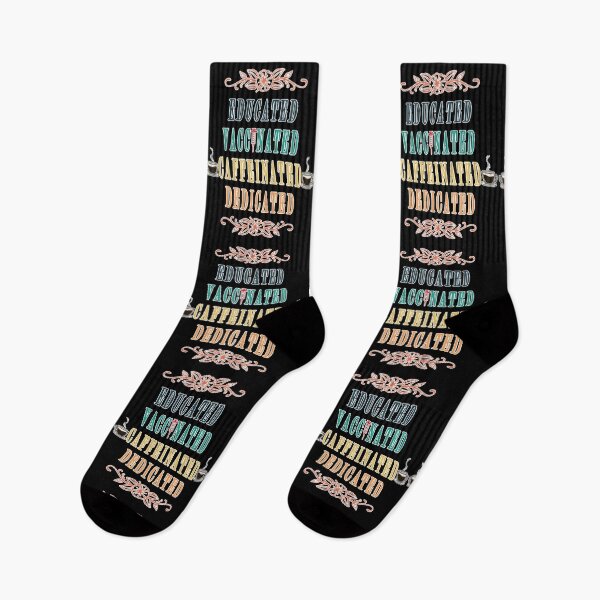 Aperçu de l'œuvre Infirmière de cadeau drôle cool pour une idée d'amant de café pour votre frère ou sœur vacciné ou votre famille rétro vintage créée et vendue par fashion-tees.