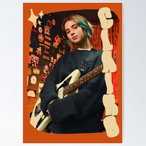 Vista previa del artículo con la obra «Póster Clairo (rojo)», diseñado y vendido por supastar800.