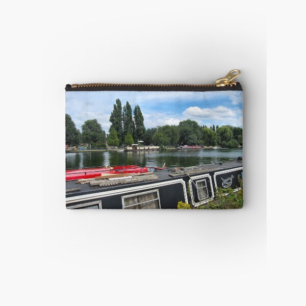 Aperçu de l'œuvre Narrowboats on the Thames créée et vendue par ronsaunders47.