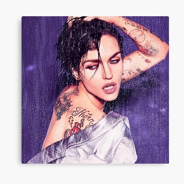 Pose Rose Ruby Cool Canvas Print