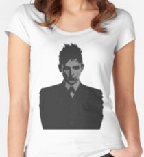 Penguin portait - Gotham Women's Fitted Scoop T-Shirt