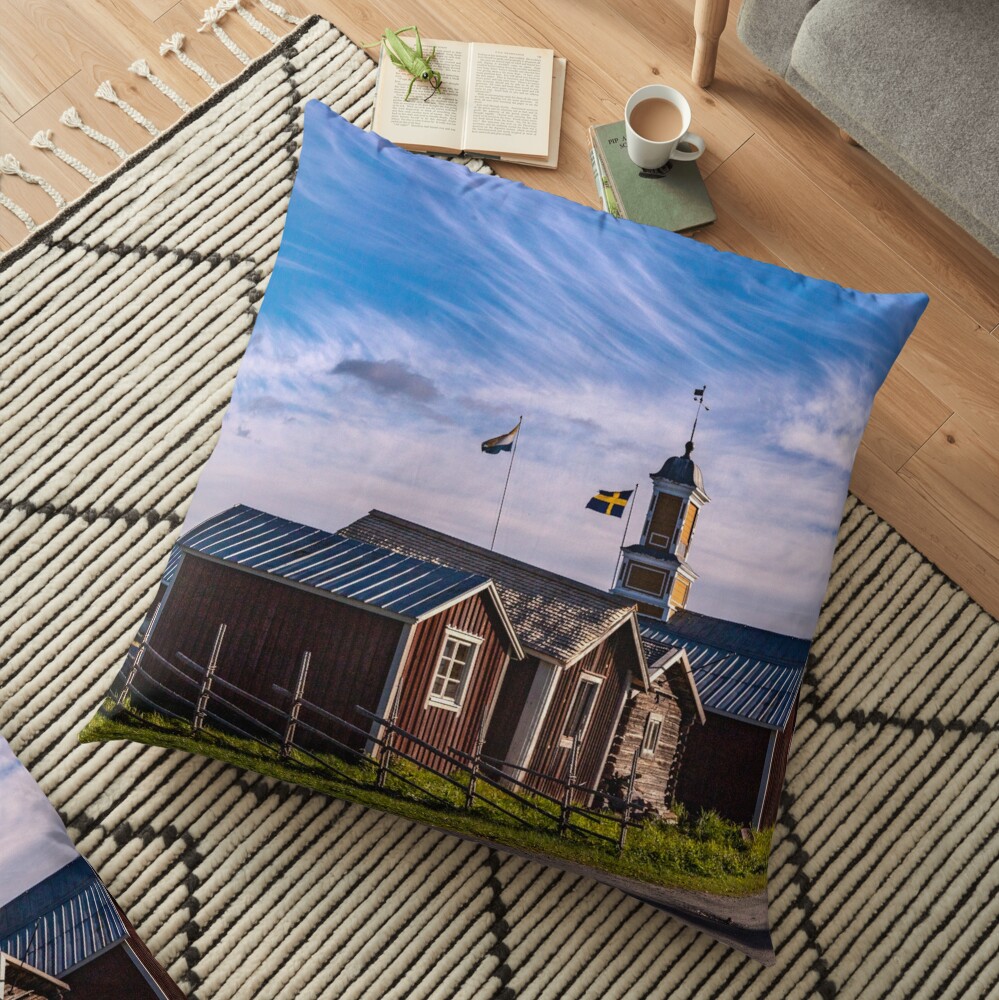 Alte Kirche bei Kukkolaforsen Bodenkissen
