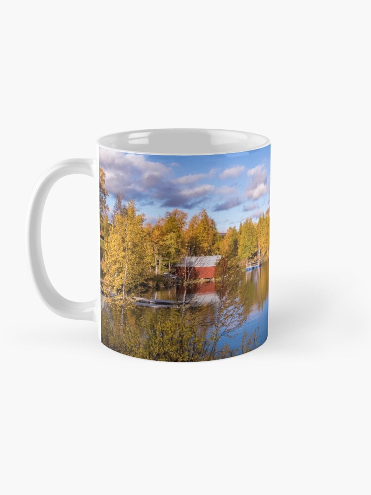 Alternative Ansicht von Ein herbstlicher See bei Arjeplog Tasse