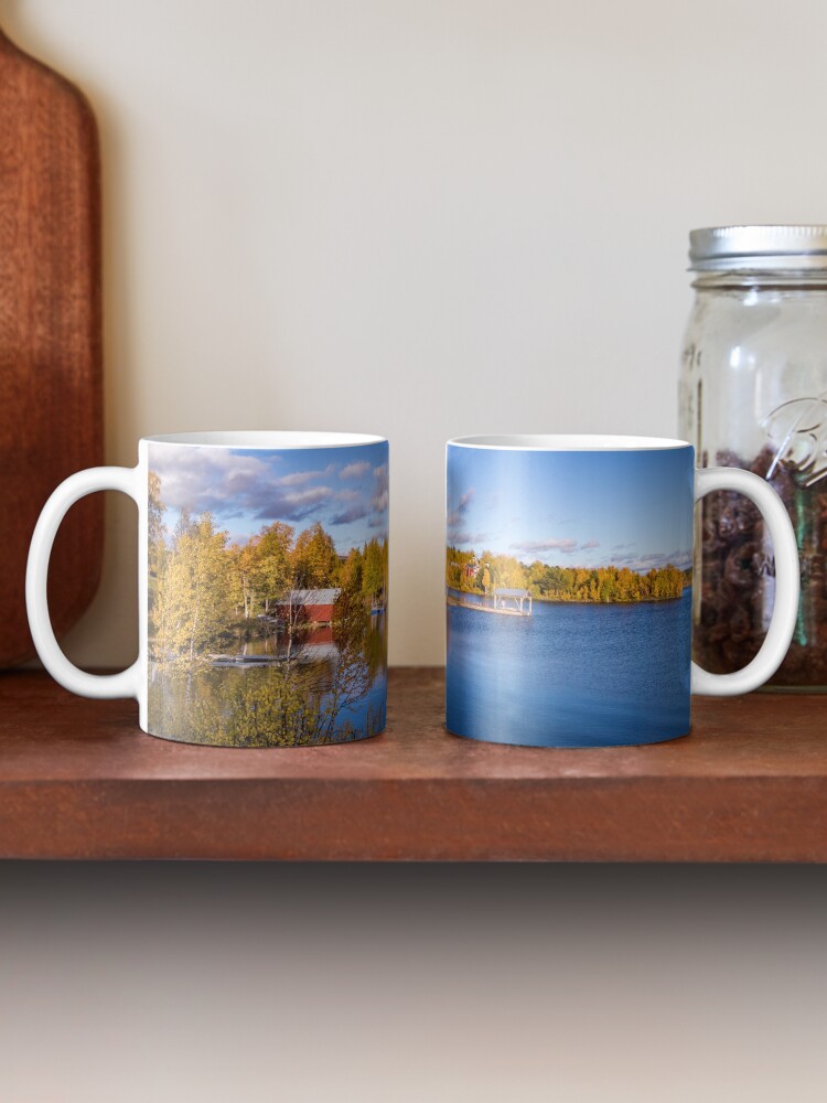Alternative Ansicht von Ein herbstlicher See bei Arjeplog Tasse