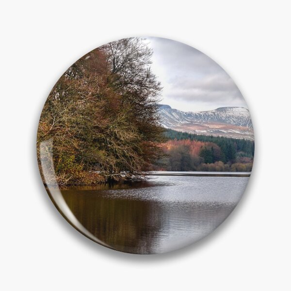 Artikelvorschau, Pontsticill Reservoir und Pen y Fan in den Brecon Beacons entworfen und verkauft von VnGphoto.