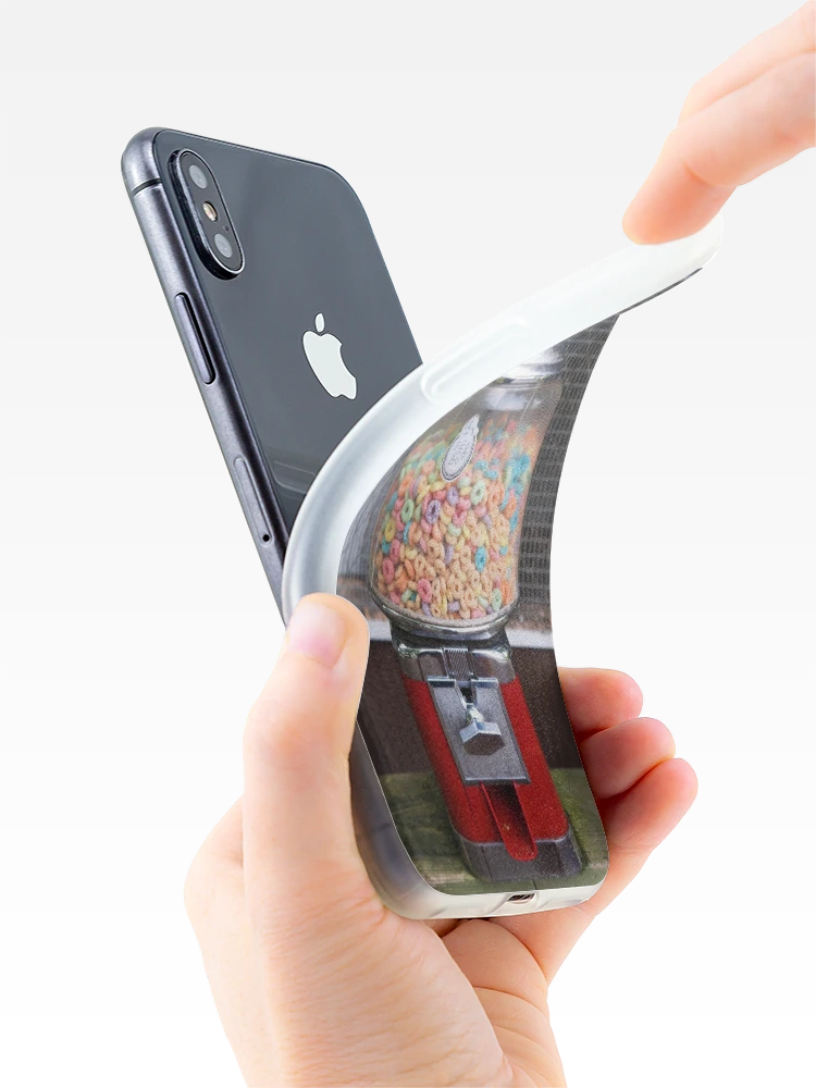 Aperçu 4 sur 5. Coque iPhone avec l'œuvre Machine Frootloop créée et vendue par Desiree's Photography .
