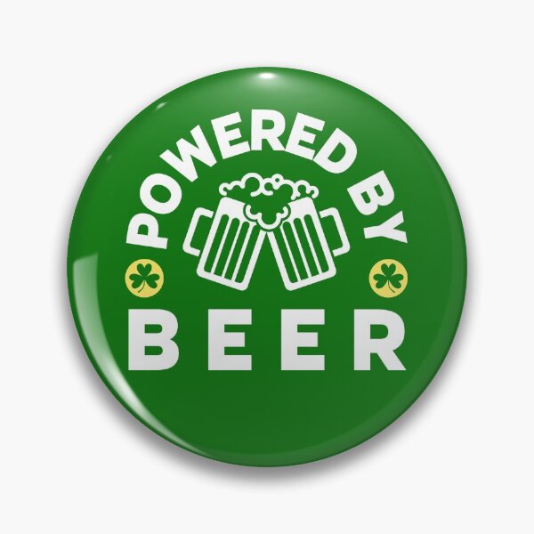 Artikelvorschau, Powered by Beer – Lustiger St. Patricks Day – Lustiger Bierliebhaber entworfen und verkauft von AnyKitty.