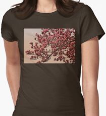 Magnolia Tree In Bloom - Antique Victorian Needlepoint Effect Women's Fitted T-Shirt