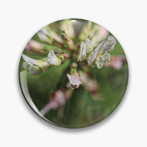 Artikelvorschau, Weiße Kleeblume - romantisches Retro-Blumengeschenk entworfen und verkauft von r-silver.