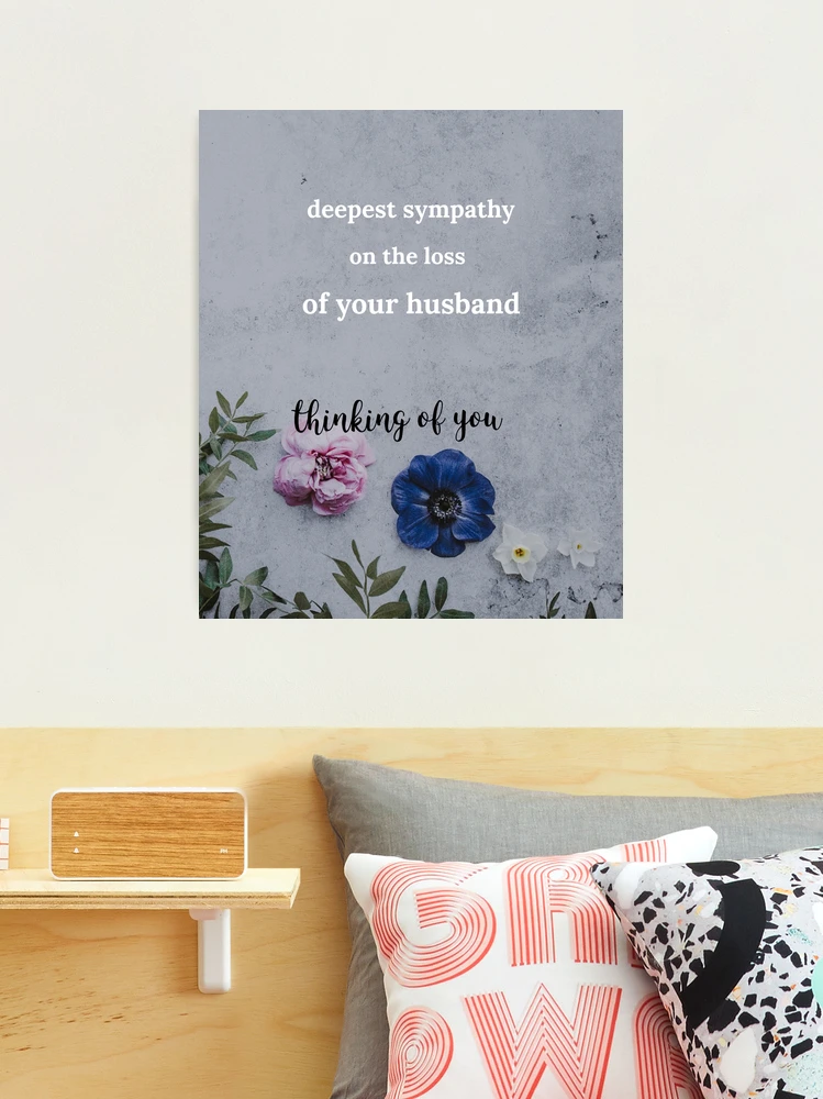 Jonny Javelin Trauerkarte „On The Sad Loss Of Your Wife“ – Mit Blumen-Vasen-Motiv, Geprägt, 145x194 Mm