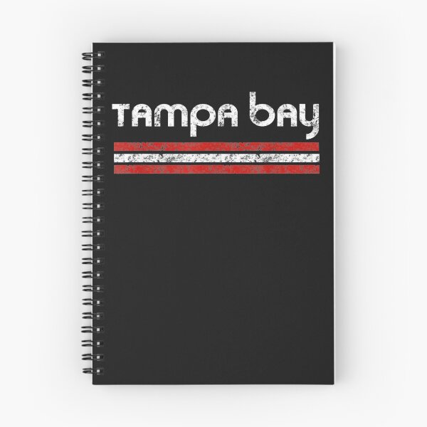 Aperçu de l'œuvre Tampa Bay Florida Retro Vintage Weathered Throwback créée et vendue par Lukifo-Caster.