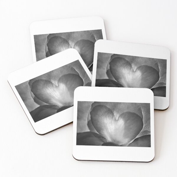 Item preview, SSK 5207 The Shaded Heart. B/W designed and sold by Sunil Kapadia.