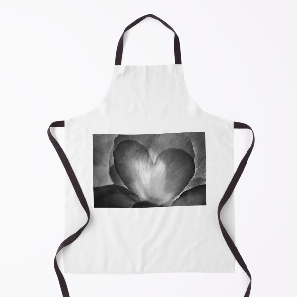 Item preview, SSK 5207 The Shaded Heart. B/W designed and sold by Sunil Kapadia.