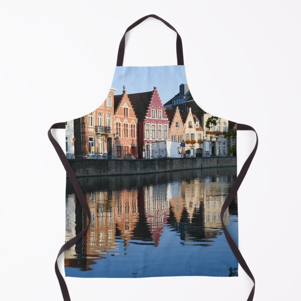 Aperçu de l'œuvre Bruges Reflections créée et vendue par WiseWanderings.