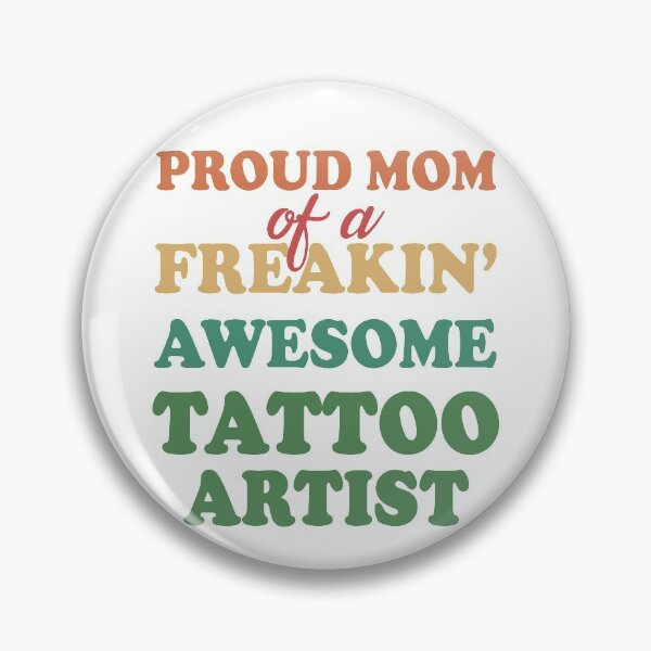 Aperçu de l'œuvre Fière maman d'un tatoueur génial, fière maman, fête des mères créée et vendue par GoodyLeo.