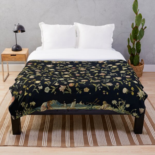 Aperçu de l'œuvre Tapis Tapisserie Vintage - Quatre Éléments et Motif Floral créée et vendue par Bebichic.