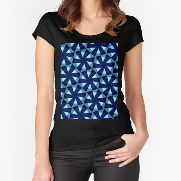 Fitted Scoop T-Shirt