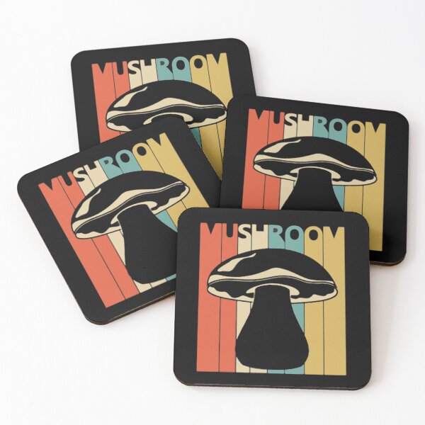 Aperçu de l'œuvre T-shirt graphique trois tons Mushroom créée et vendue par BonBoMochiBall.
