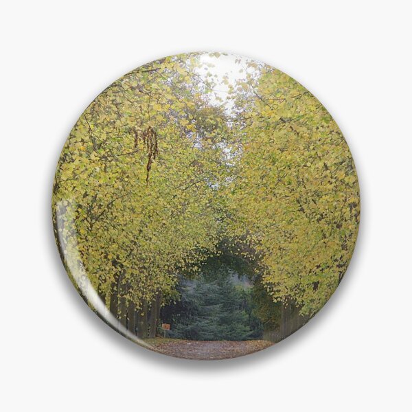 Artikelvorschau, Spazieren Sie im Herbst und Winter im Park entworfen und verkauft von FunkiFunki.