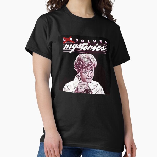 Vista previa del artículo con la obra «Jessica Fletcher resuelve todos los misterios», diseñado y vendido por PrettyLittlePod.