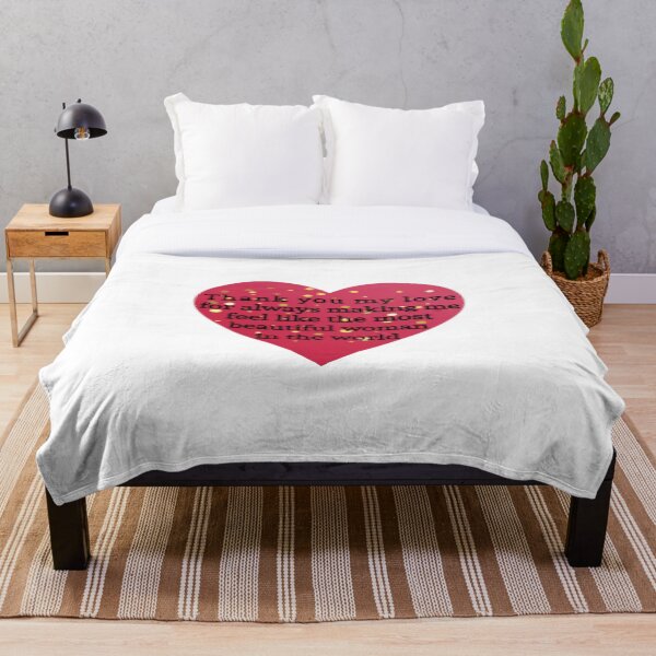 Aperçu de l'œuvre Merci, mon amour, de toujours me faire sentir comme la plus belle femme du monde, Love quotes T-Shirt créée et vendue par ArtOneDesign.