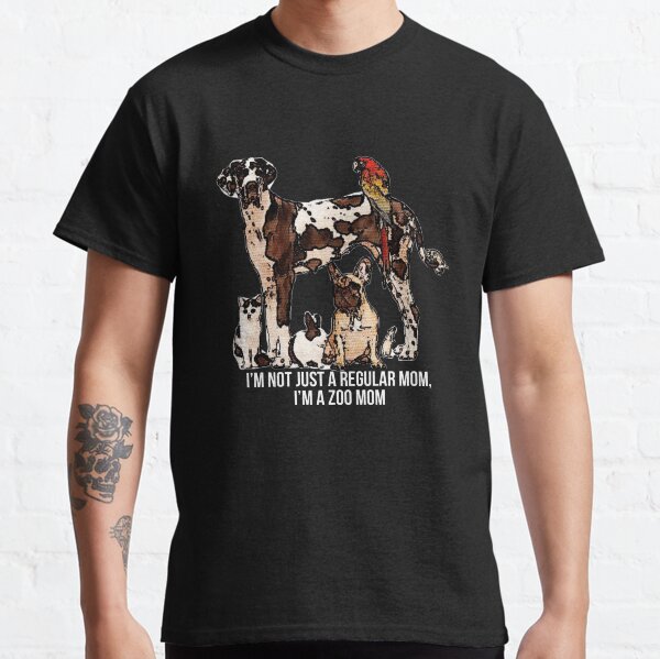 I’m not just a regular mom, I’m a zoo mom Classic T-Shirt