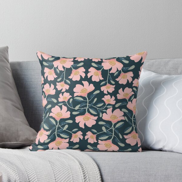 Artikelvorschau, Wild Rosa - Dark Geo Floral entworfen und verkauft von Jenny Lemon.