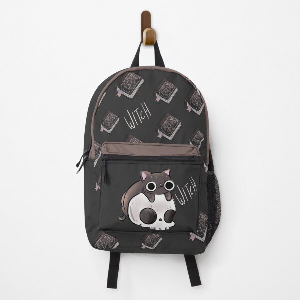 Vista previa del artículo con la obra «Mochila de bruja», diseñado y vendido por FloxiShop.